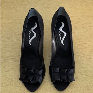 Nina Black Ruffle Material Heel